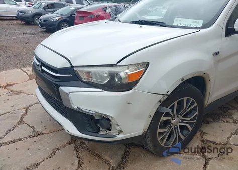 2019 Mitsubishi Outlander Sport 2.0 Es z USA, uszkodzony, nr VIN JA4AP3AU3KU031574